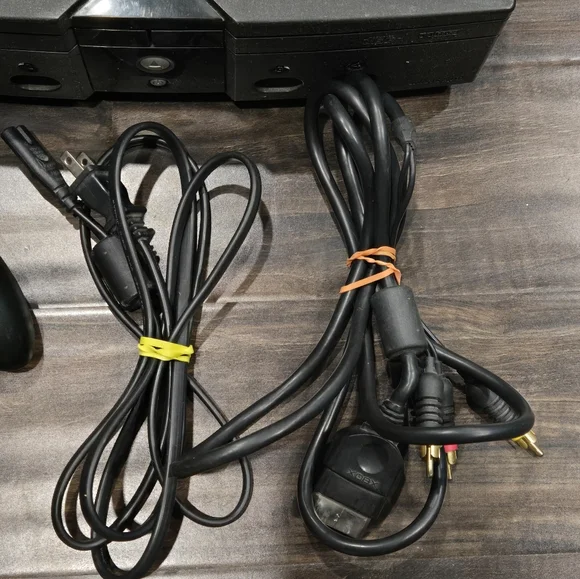 Xbox Original - Picture 2 of 12
